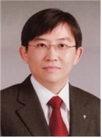 Professor Sang Ouk Kim